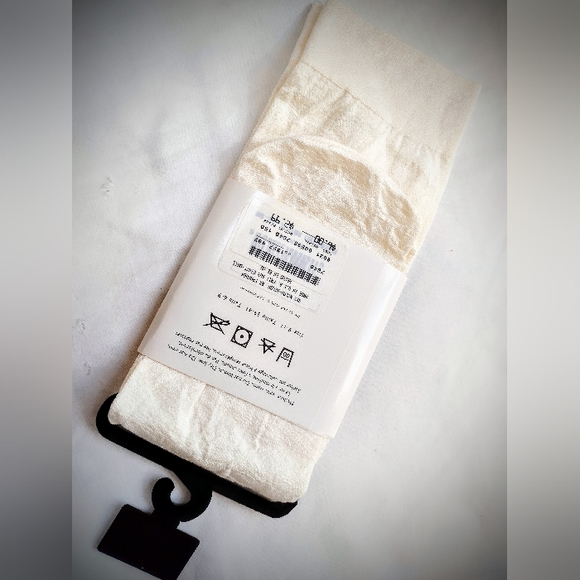 Liz Claiborne Women's Ivory Trouser Socks, Large (Sizes 9-11) Brand New NWT - Picture 7 of 8